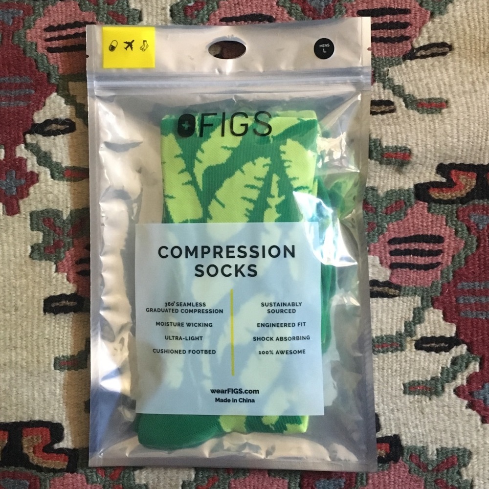 Men’s Figs Compression Socks (Large)